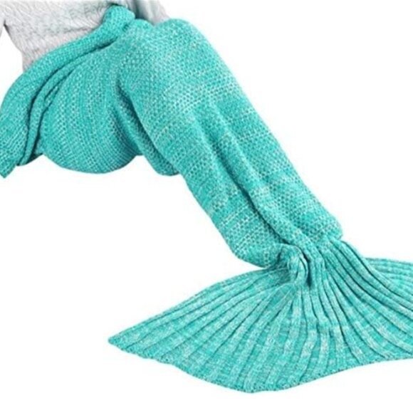 Handmade High Density Crochet Mermaid Tail Blanket - Picture 15 of 16